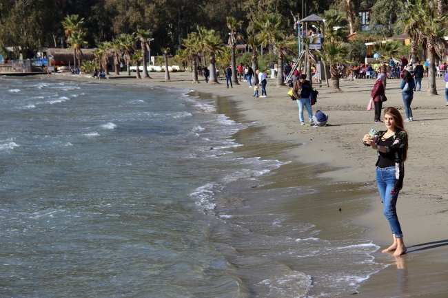 Muğla'da kar ve deniz keyfini bir arada yaşadılar